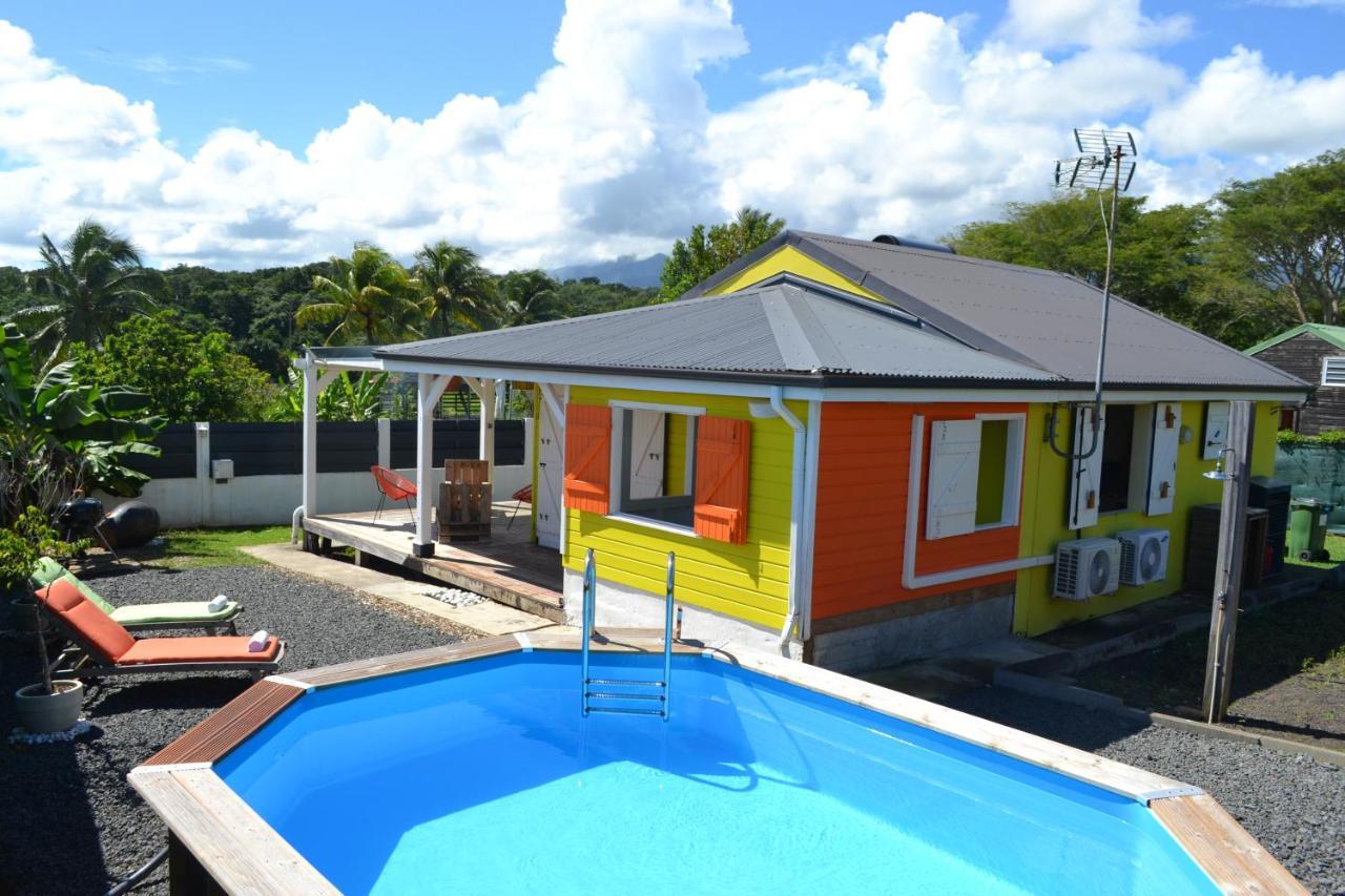 Mini-Villa Entre Montagne Et Mer Goyave Exterior foto
